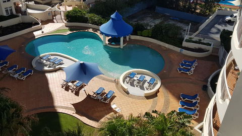 APR Private SUITES MOROC By The Beach - Accommodation Main Beach 5