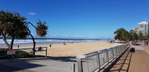 APR Private SUITES MOROC By The Beach - Accommodation Main Beach 32