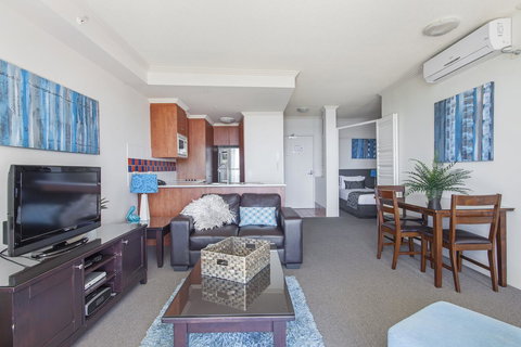 Crystal Bay On The Broadwater - Accommodation Main Beach 36