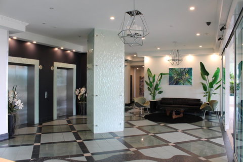 Crystal Bay On The Broadwater - Accommodation Main Beach 6