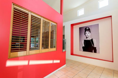 Hepburn Holiday Haven - Accommodation Main Beach 5