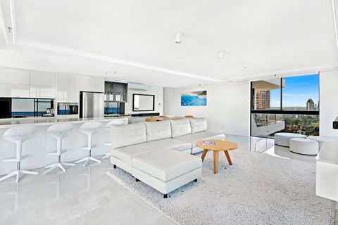 ULTIQA Beach Haven On Broadbeach - Accommodation Main Beach 3