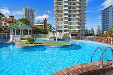 ULTIQA Beach Haven On Broadbeach - Accommodation Main Beach 0