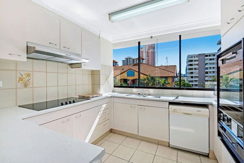ULTIQA Beach Haven On Broadbeach - Accommodation Main Beach 41