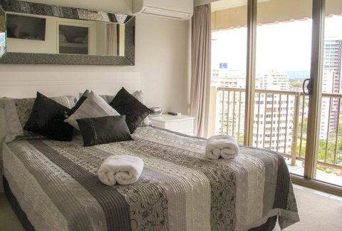 De Ville Apartments - Accommodation Main Beach 15