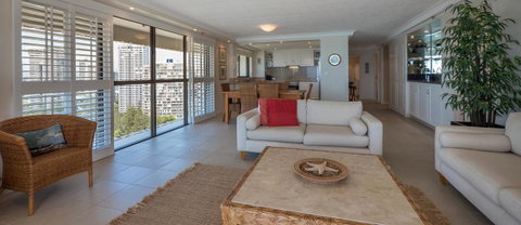 De Ville Apartments - Accommodation Main Beach 17