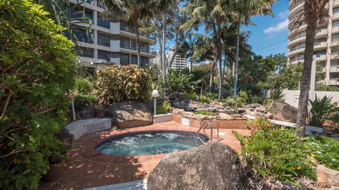 De Ville Apartments - Accommodation Main Beach 32