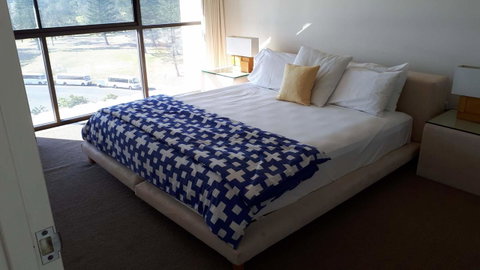 De Ville Apartments - Accommodation Main Beach 8