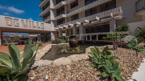 De Ville Apartments - Accommodation Main Beach 36