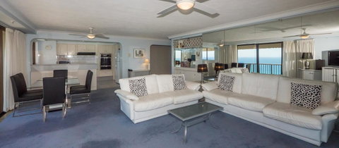 De Ville Apartments - Accommodation Main Beach 23