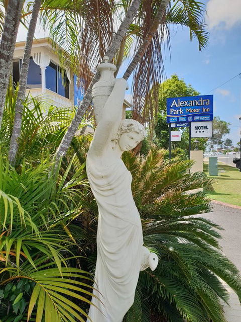 Alexandra Park Motor Inn - Accommodation Main Beach 0