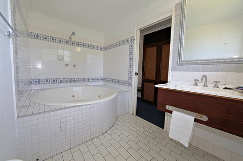 Alexandra Park Motor Inn - Accommodation Main Beach 25