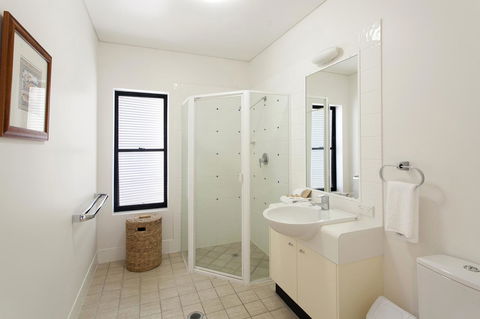 The Point Coolum - Accommodation Main Beach 1