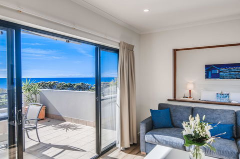 The Point Coolum - Accommodation Main Beach 11