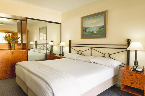 Palm Royale Cairns - Accommodation Main Beach 27