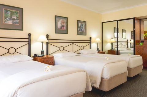Palm Royale Cairns - Accommodation Main Beach 29