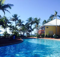 Dolphin Heads Resort - Accommodation Main Beach