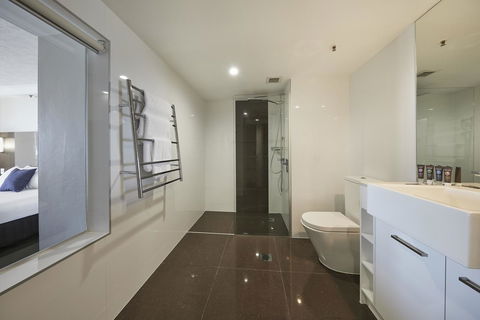 Novotel Surfers Paradise - Accommodation Main Beach 30