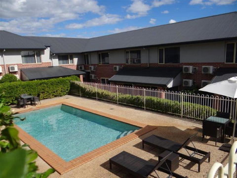 Ambassador On Ruthven - Accommodation Main Beach 26