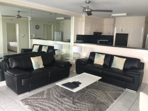 Ocean Plaza Resort - Accommodation Main Beach 36