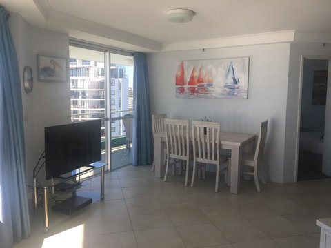 Ocean Plaza Resort - Accommodation Main Beach 33