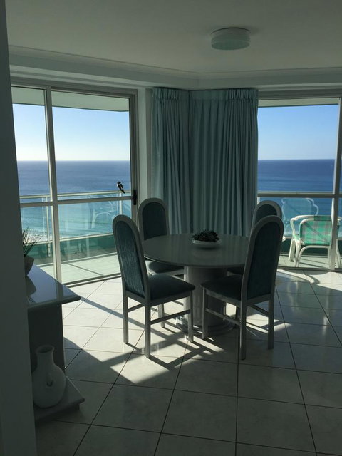 Ocean Plaza Resort - Accommodation Main Beach 32