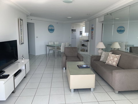 Ocean Plaza Resort - Accommodation Main Beach 7