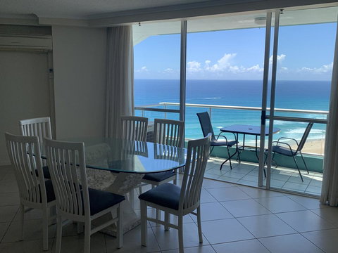 Ocean Plaza Resort - Accommodation Main Beach 8