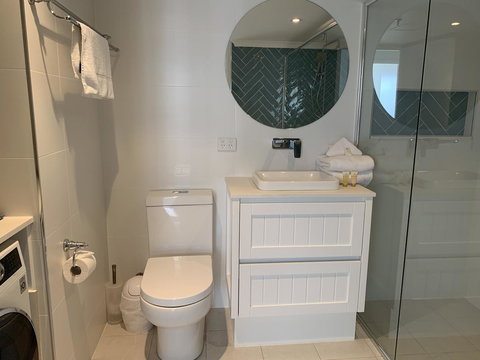 Ocean Plaza Resort - Accommodation Main Beach 11