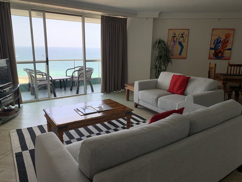 Ocean Plaza Resort - Accommodation Main Beach 4