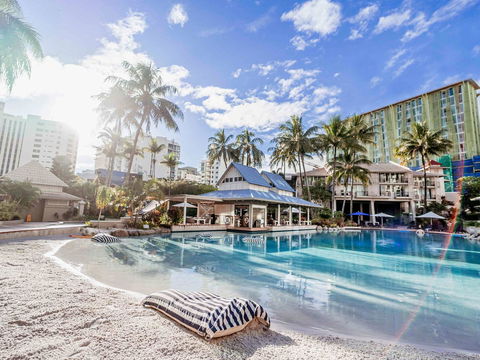 Novotel Cairns Oasis Resort - Accommodation Main Beach 0