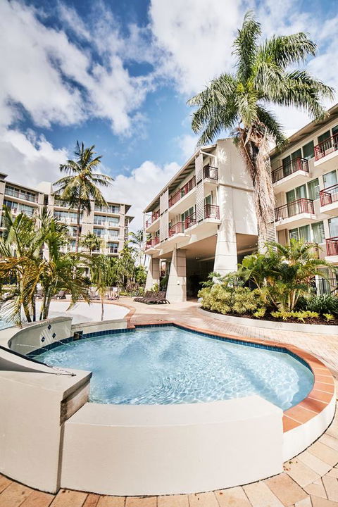 Novotel Cairns Oasis Resort - Accommodation Main Beach 20