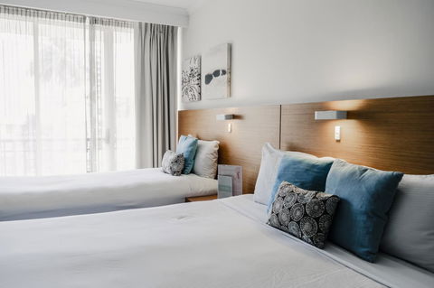 Novotel Cairns Oasis Resort - Accommodation Main Beach 23