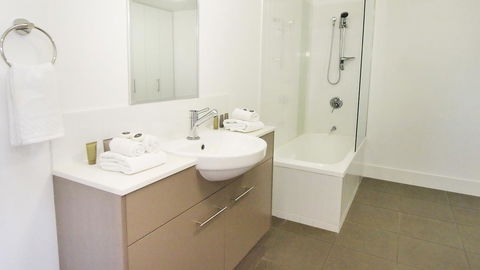 Oaks Townsville Gateway Suites - Accommodation Main Beach 6