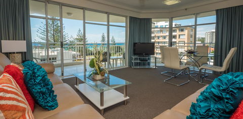 2nd Avenue Beachside Apartments - Accommodation Main Beach 12