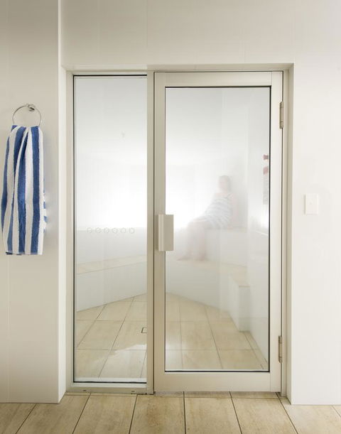 2nd Avenue Beachside Apartments - Accommodation Main Beach 33