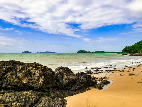 Boutique Bungalows - Accommodation Main Beach 13