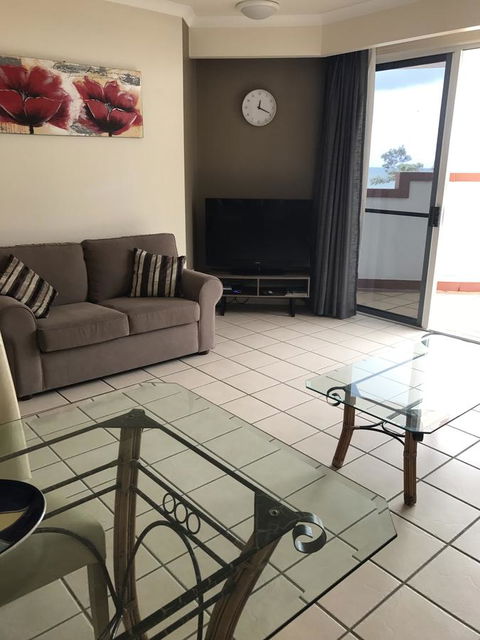 Aquarius Resort - Accommodation Main Beach 2