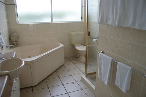 Aquarius Resort - Accommodation Main Beach 1