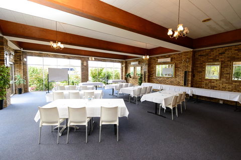 Smart Motels Bert Hinkler - Accommodation Main Beach 36