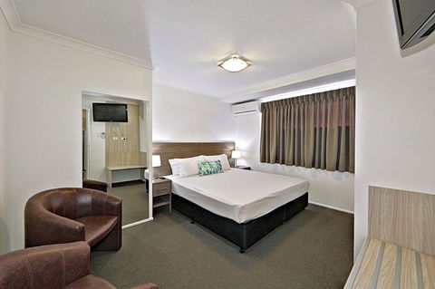 Smart Motels Bert Hinkler - Accommodation Main Beach 26