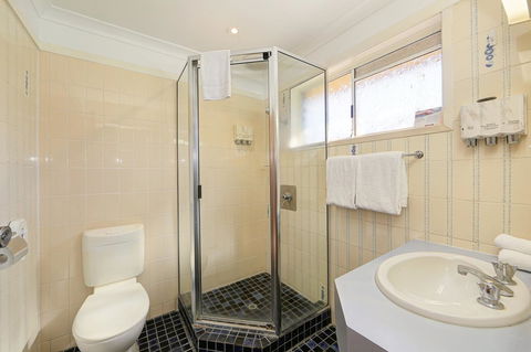 Smart Motels Bert Hinkler - Accommodation Main Beach 14