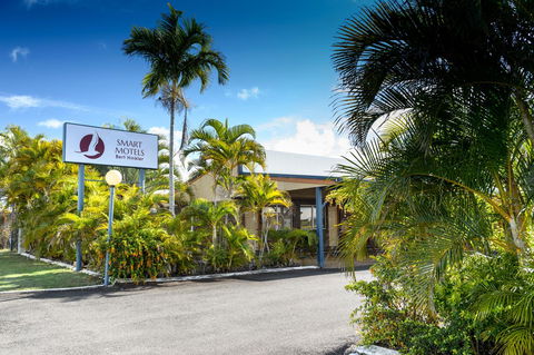 Smart Motels Bert Hinkler - Accommodation Main Beach 1