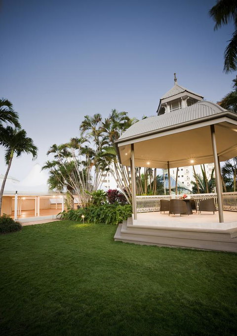 Pullman Cairns International - Accommodation Main Beach 25