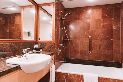 Pullman Cairns International - Accommodation Main Beach 17