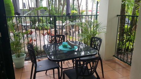 Jackies Holiday Apartment - Accommodation Main Beach 11