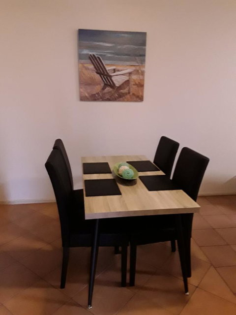 Jackies Holiday Apartment - Accommodation Main Beach 19