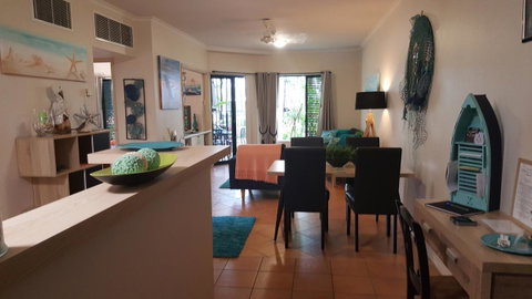 Jackies Holiday Apartment - Accommodation Main Beach 2