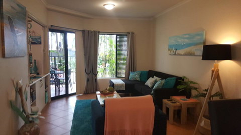 Jackies Holiday Apartment - Accommodation Main Beach 7
