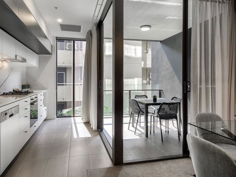 Opera Apartments South Brisbane - Accommodation Main Beach 25